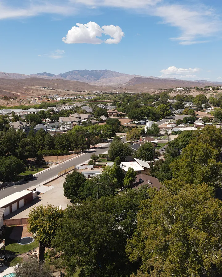 Historic homes along Santa Clara Drive